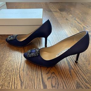 Authentic Manolo Blahnik 70mm Hangisi